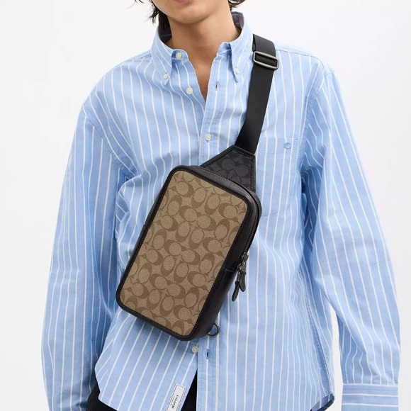 •new• Coach Sullivan Pack in gunmetal chalk multi Signature Canvas - Picture 9 of 9